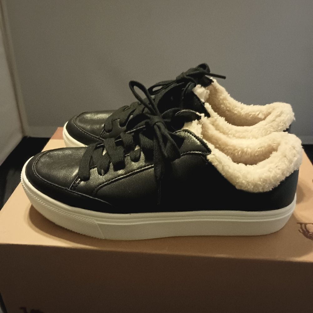 💯🔥DR. SCHOLL'S NOW COZY COMFORT SNEAKERS, WOMEN'S SIZE 6M, BLACK🔥🔥NEW NOT